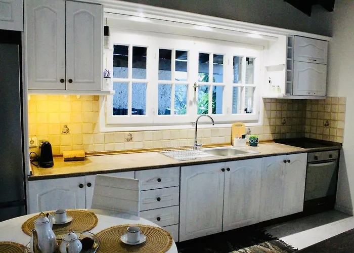 Barbarella Feriehus Kanakádes